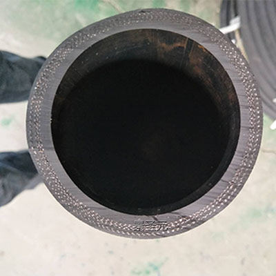 钢厂输送砂石料用喷砂胶管 船厂用除锈管 4寸压力16公斤