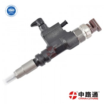 重汽豪沃喷油器型号 095000-6100