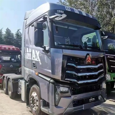 豪沃MAX440马力危险品牵引车价格