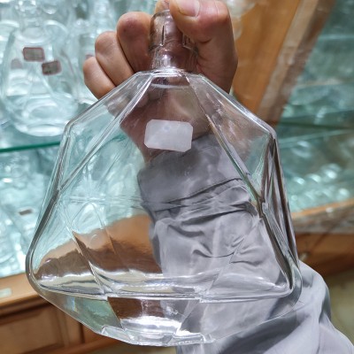 广州白云区酒瓶抛光打磨厂家