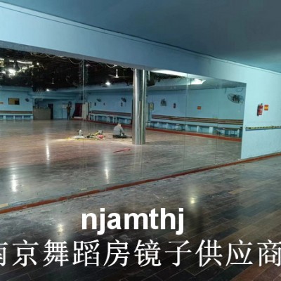 麒麟门健身房镜子安装维修