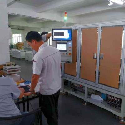电池自动封口机