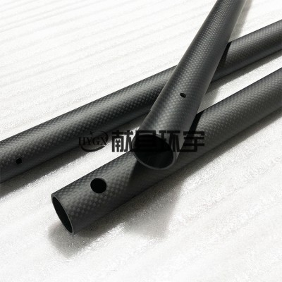 碳纤维圆管（带孔款）高强度  易安装 工业结构件减重优选